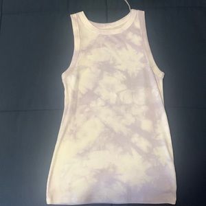 Tie die tank